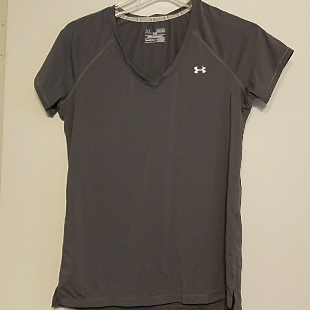 Under Armour t-shirt